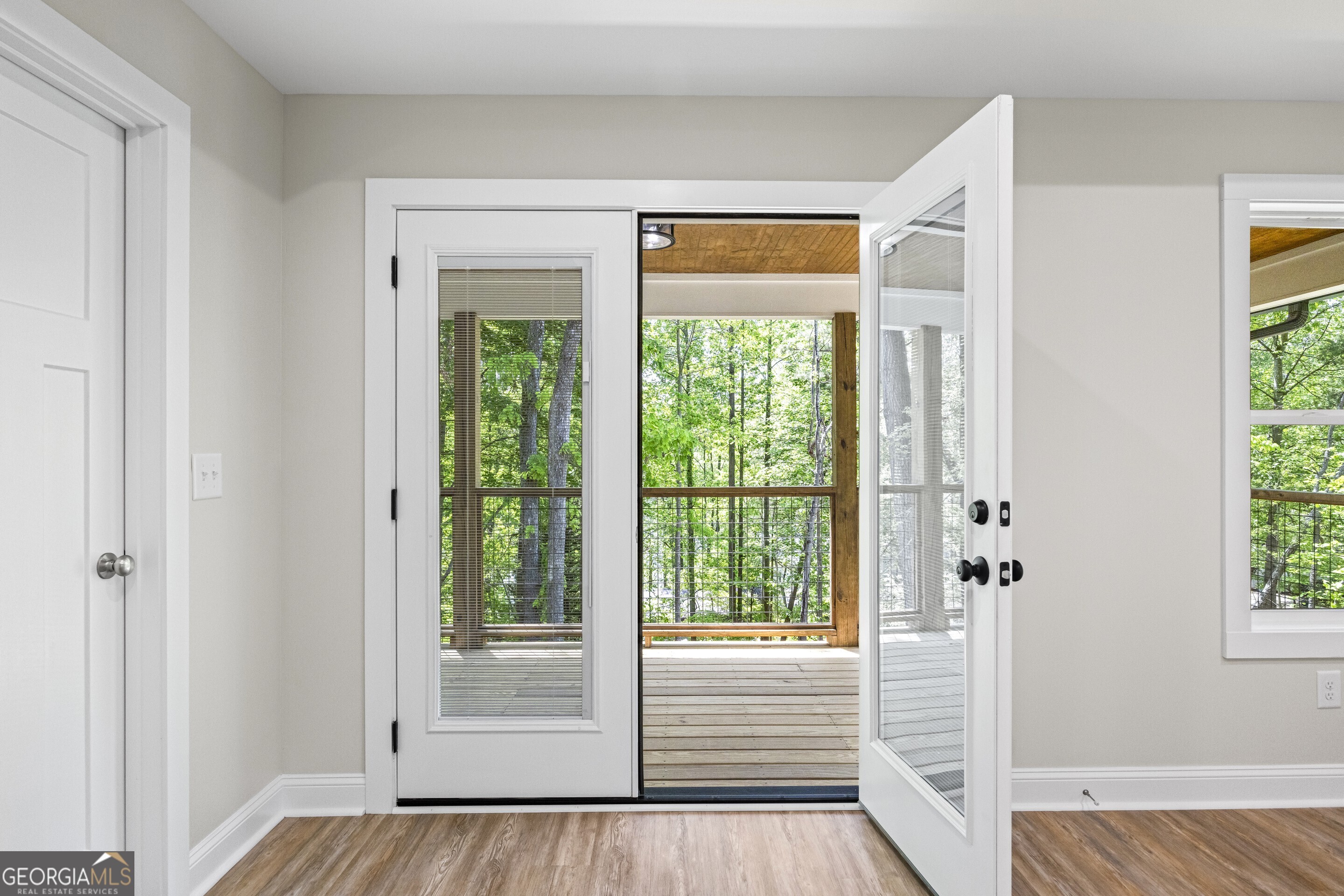 Lavonia, Georgia 30553, United States, 3 Bedrooms Bedrooms, ,3 BathroomsBathrooms,Residential,Active,145124