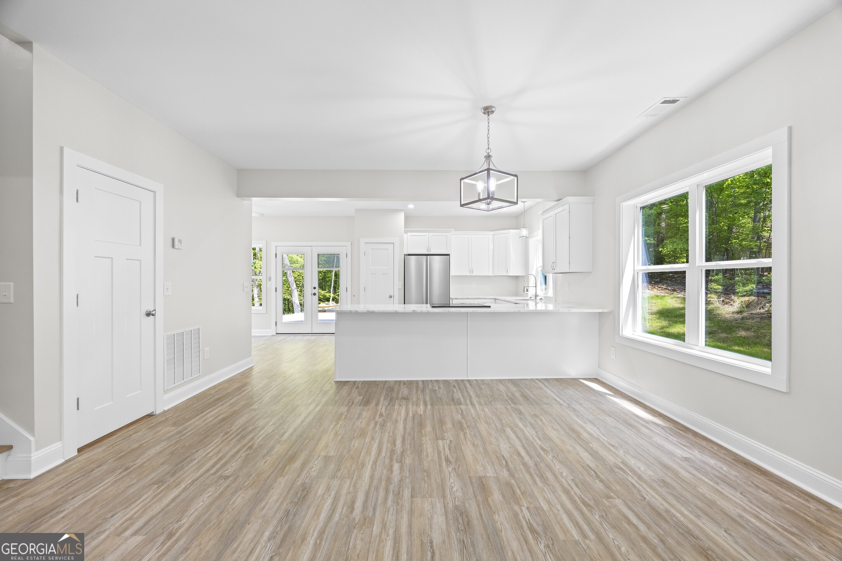 Lavonia, Georgia 30553, United States, 3 Bedrooms Bedrooms, ,3 BathroomsBathrooms,Residential,Active,145124