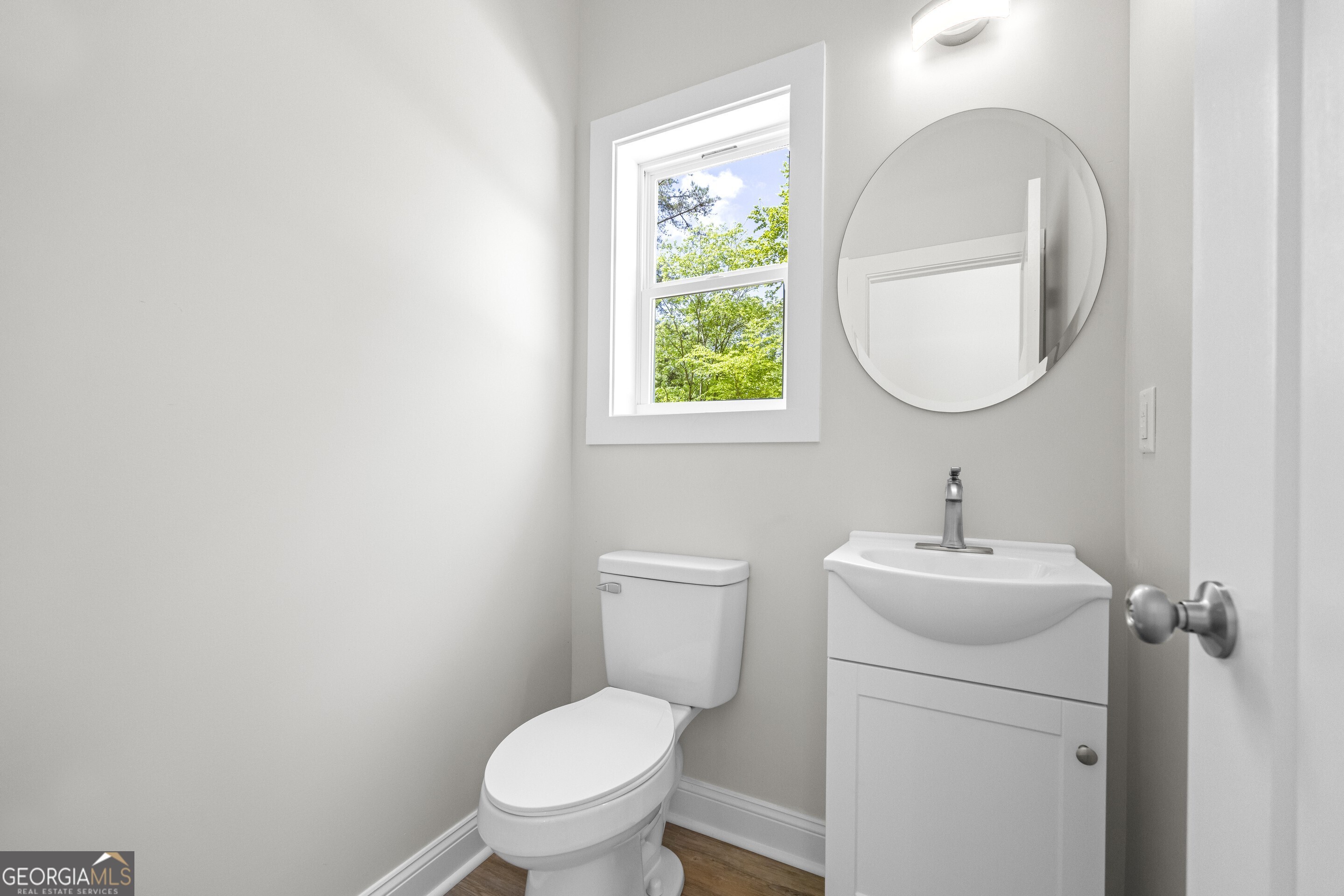 Lavonia, Georgia 30553, United States, 3 Bedrooms Bedrooms, ,3 BathroomsBathrooms,Residential,Active,145124