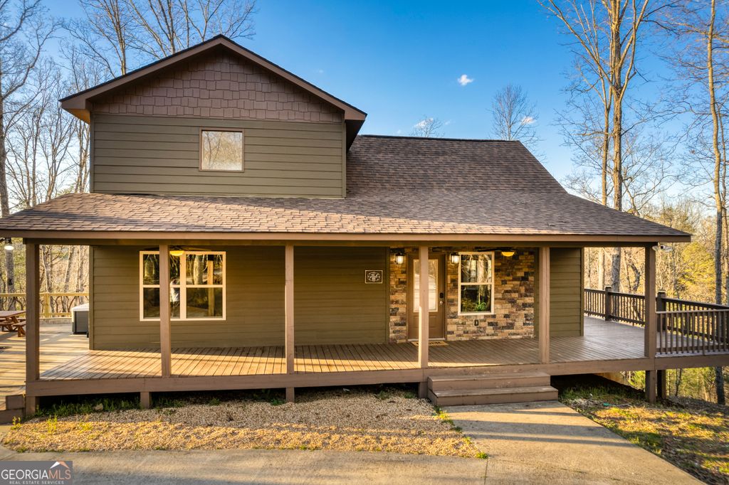 Photo of 395 Packs Valley Vly, Blue Ridge, GA 30513 (MLS # 10766080)