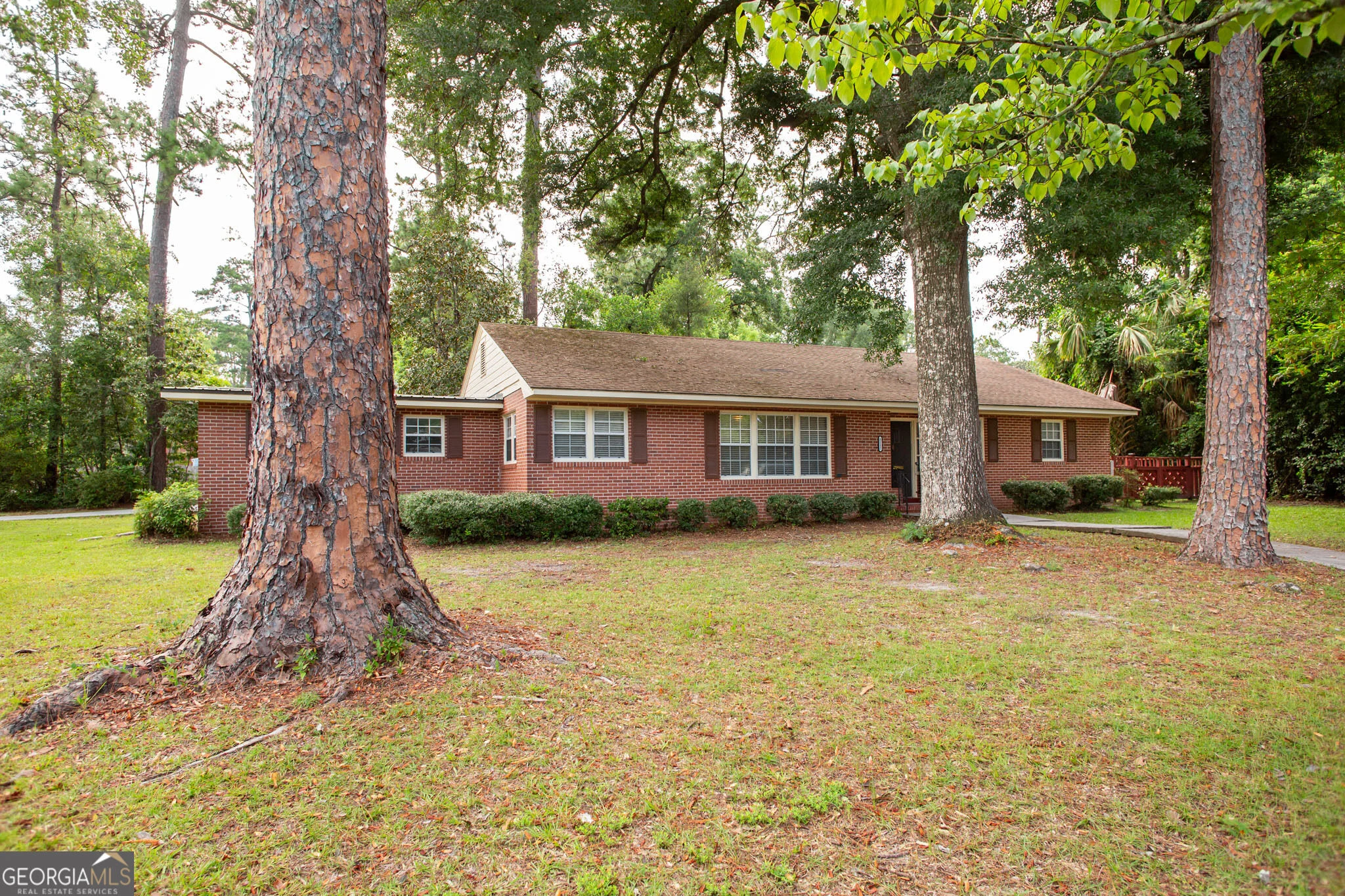 1112 Hill Street, Waycross, GA, 31501