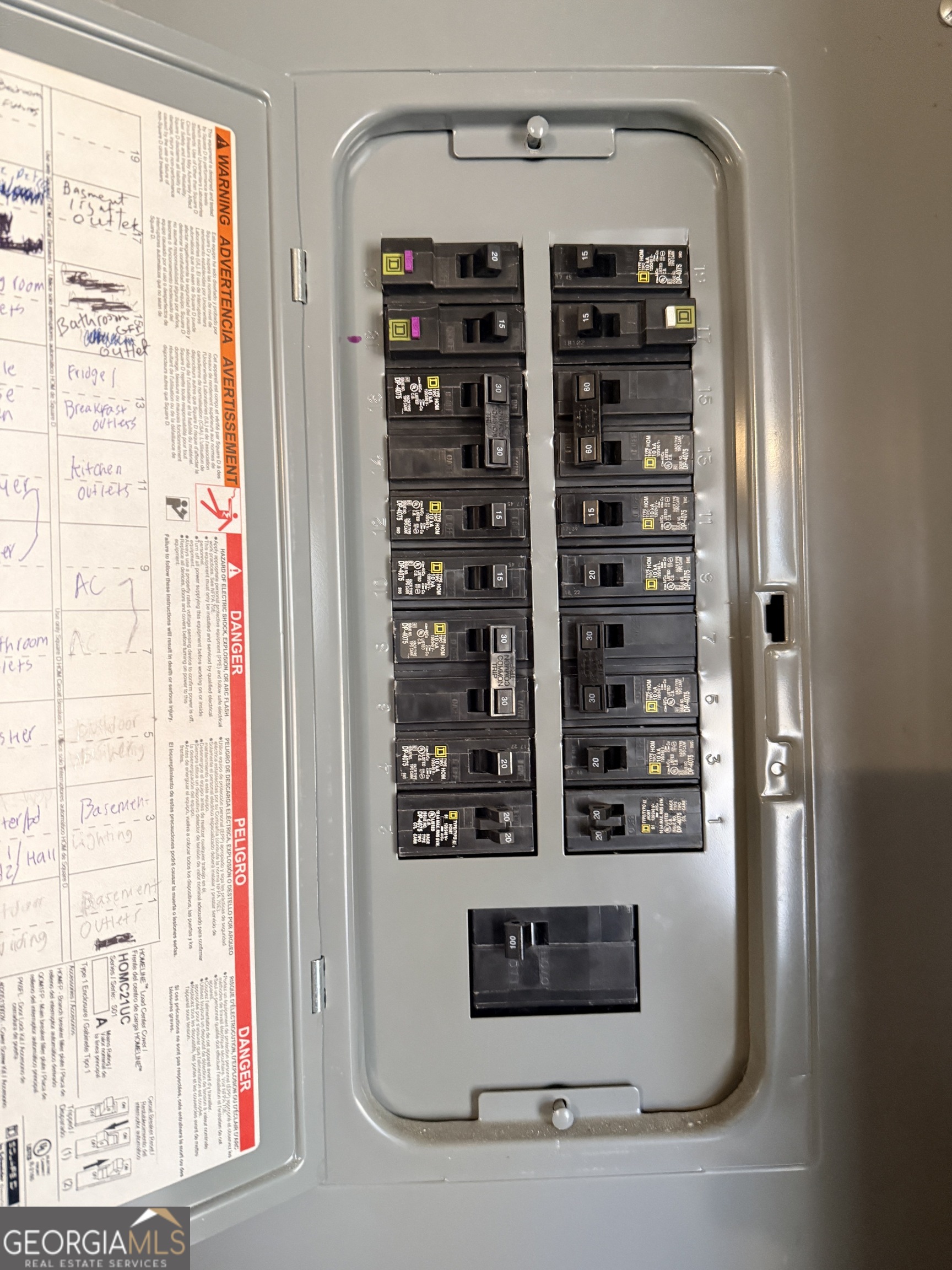 2743 Pine Hill DR NW