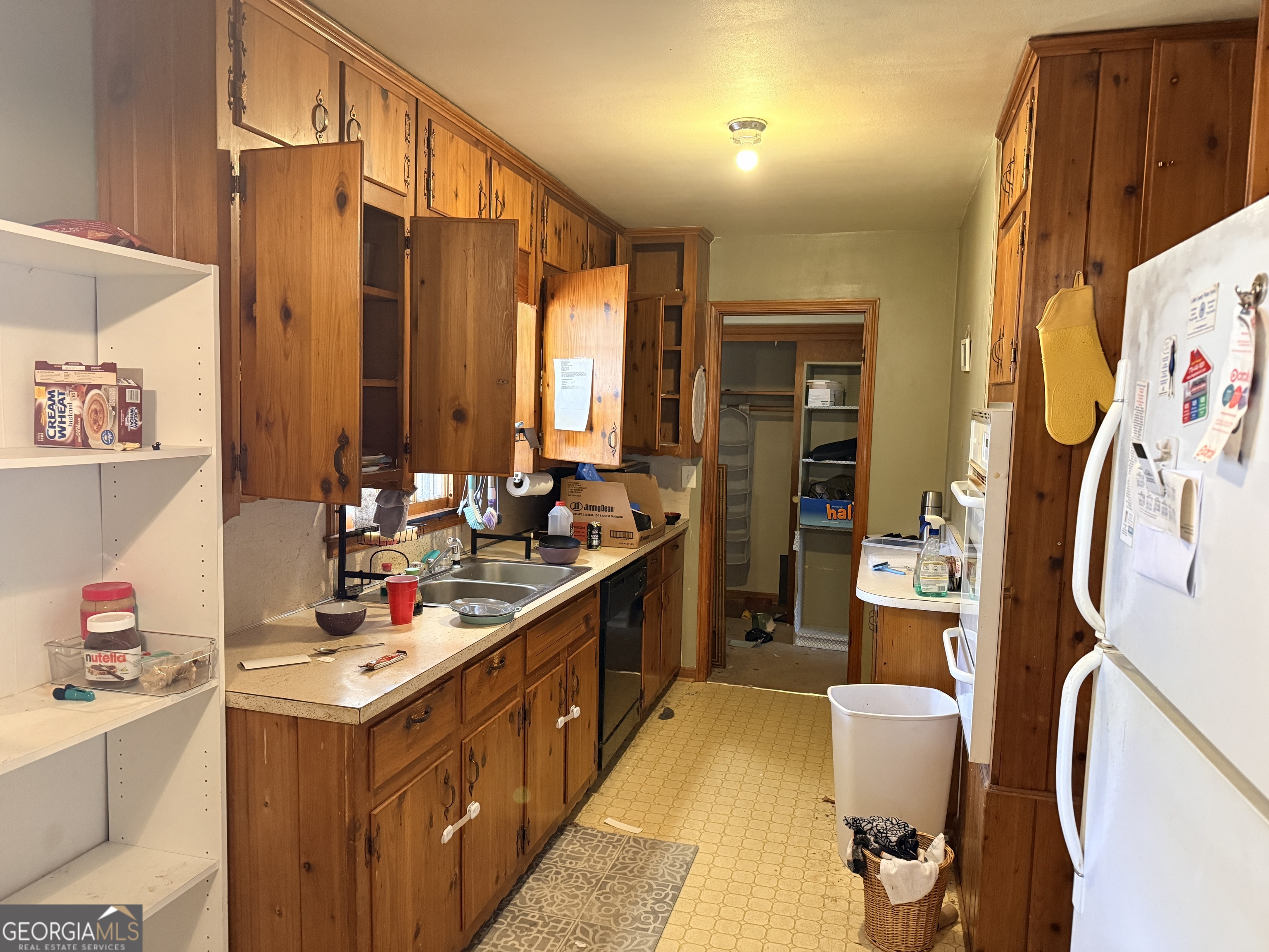 2743 Pine Hill DR NW