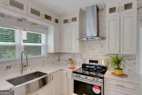 1095 Lyndhurst WAY Roswell GA 30075