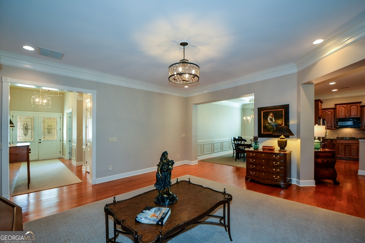 Soleil Laurel Canyon - Residential
