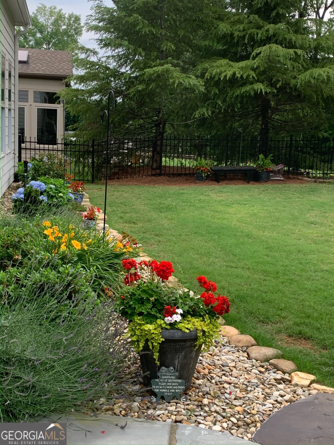 540 Laurel Canyon PKWY