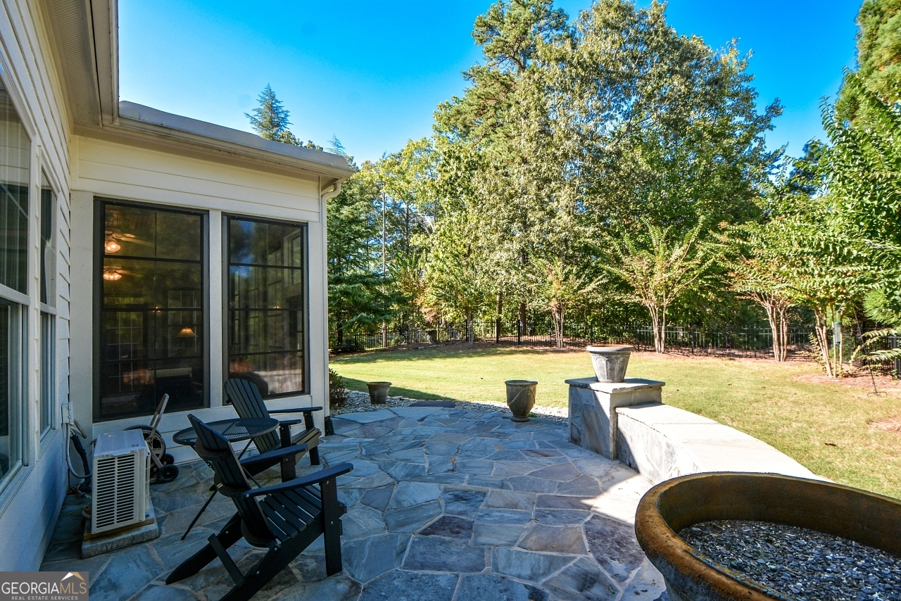 Soleil Laurel Canyon - Residential