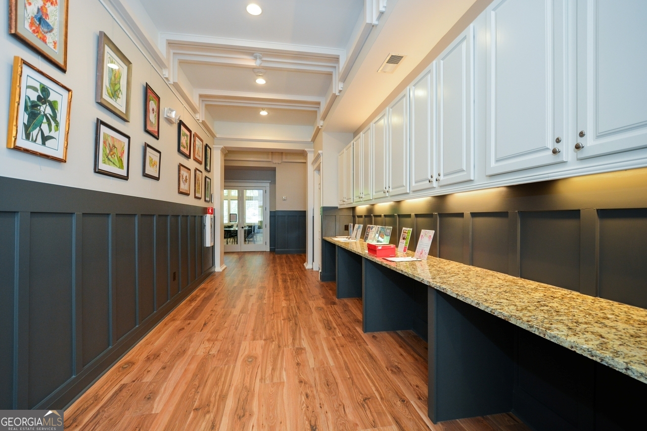 Soleil Laurel Canyon - Residential
