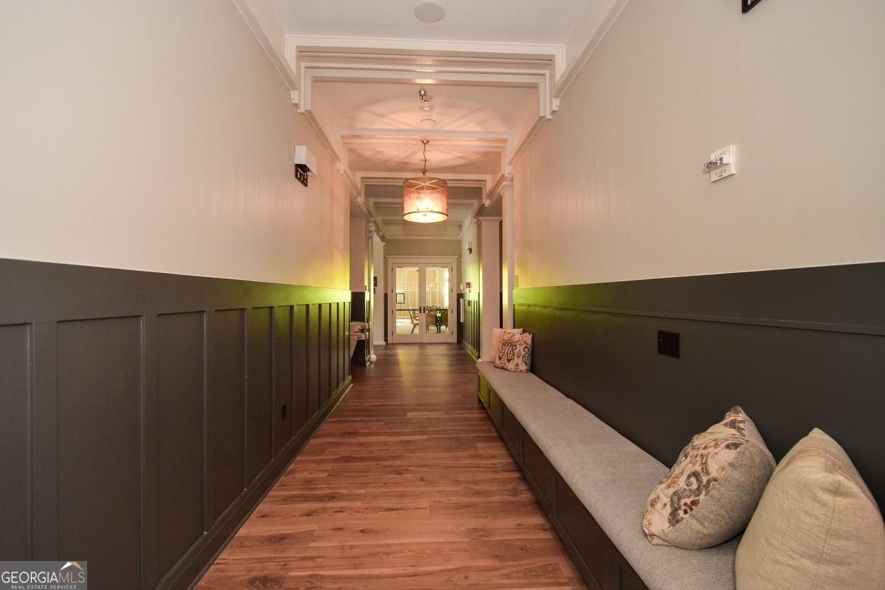 Soleil Laurel Canyon - Residential