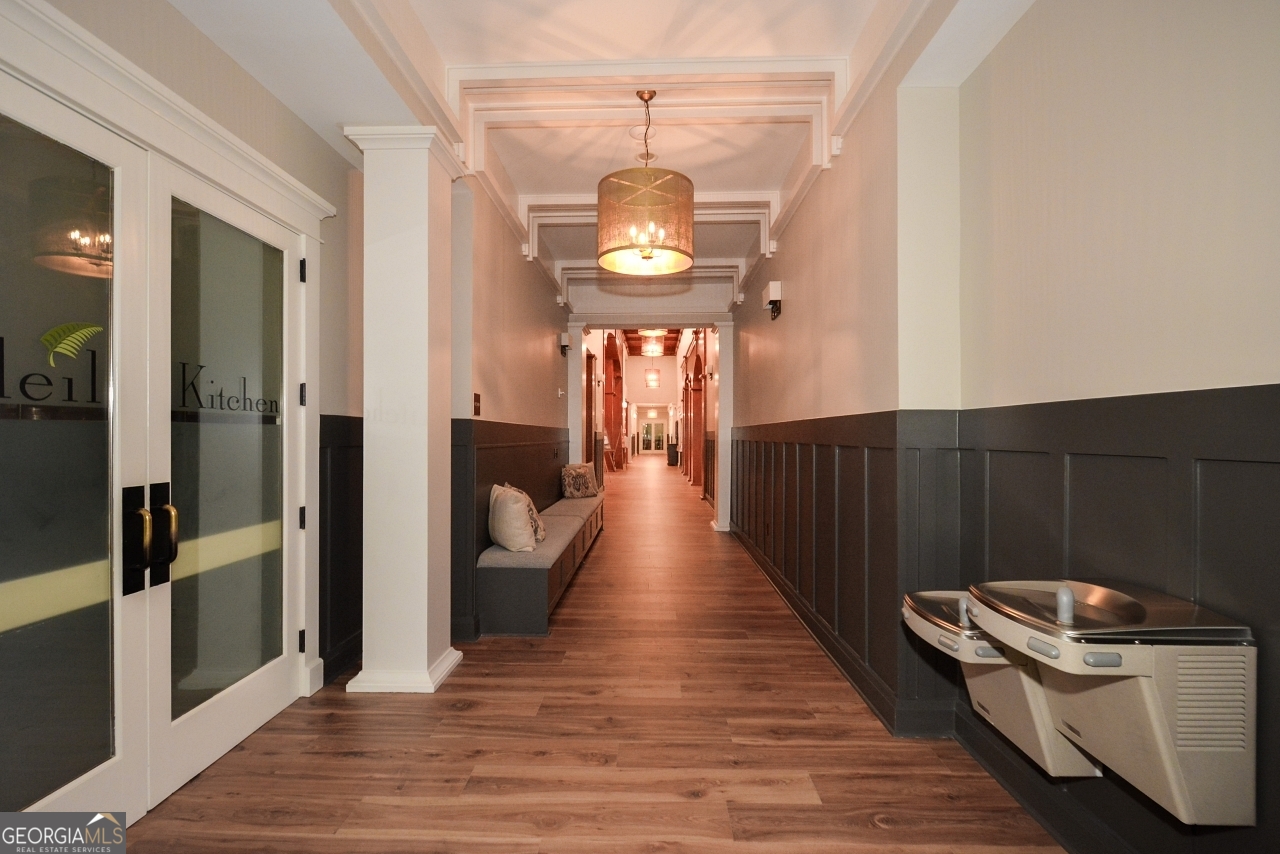 Soleil Laurel Canyon - Residential