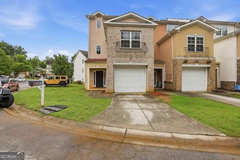 Photo of 4301 Notting Hill Drive SW, Atlanta, GA 30331 (MLS # 10772669)