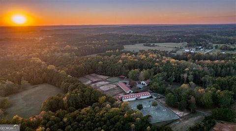 3055A Spring Hill DR Monroe GA 30656