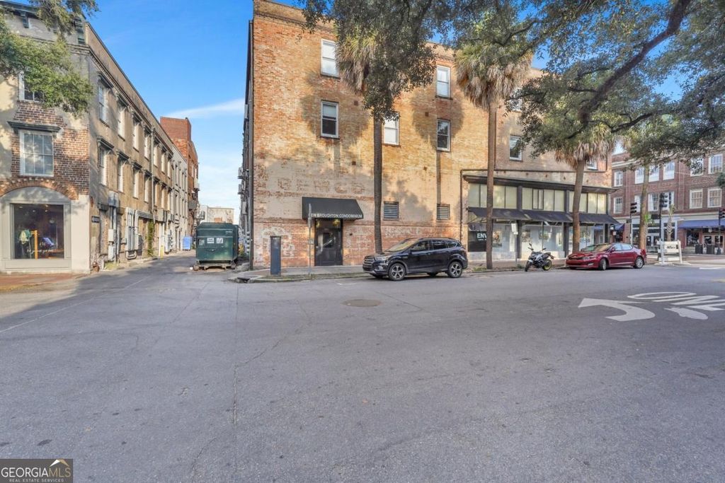 Photo of 310 W Broughton Street #3006, Savannah, GA 31401 (MLS # 10682443)