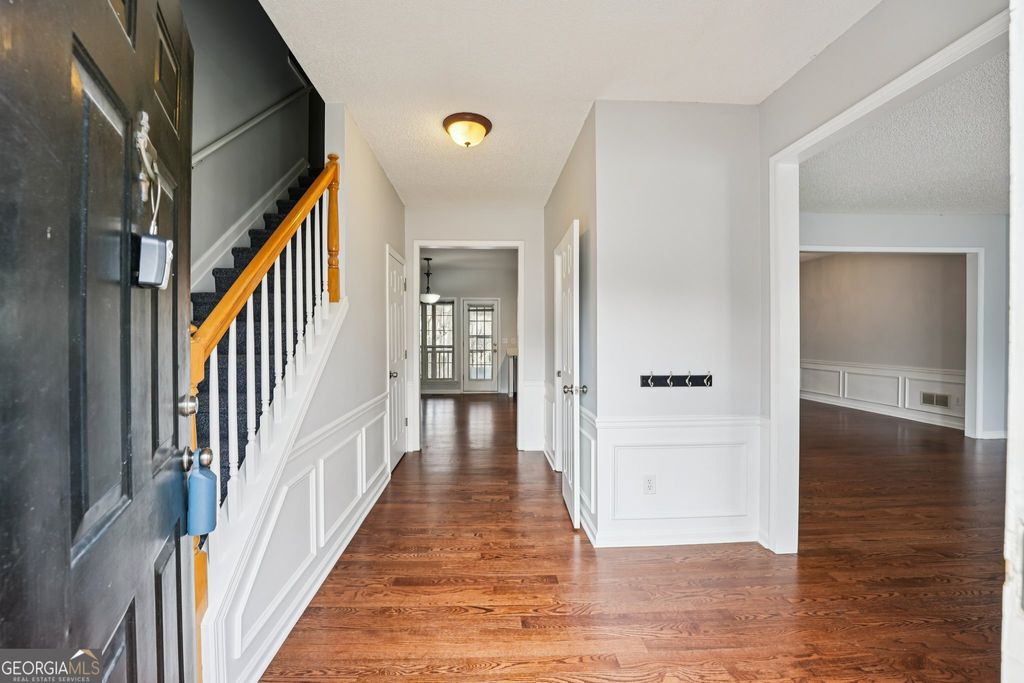 Photo of 3850 Stepney Way, Cumming, GA 30041 (MLS # 10709276)