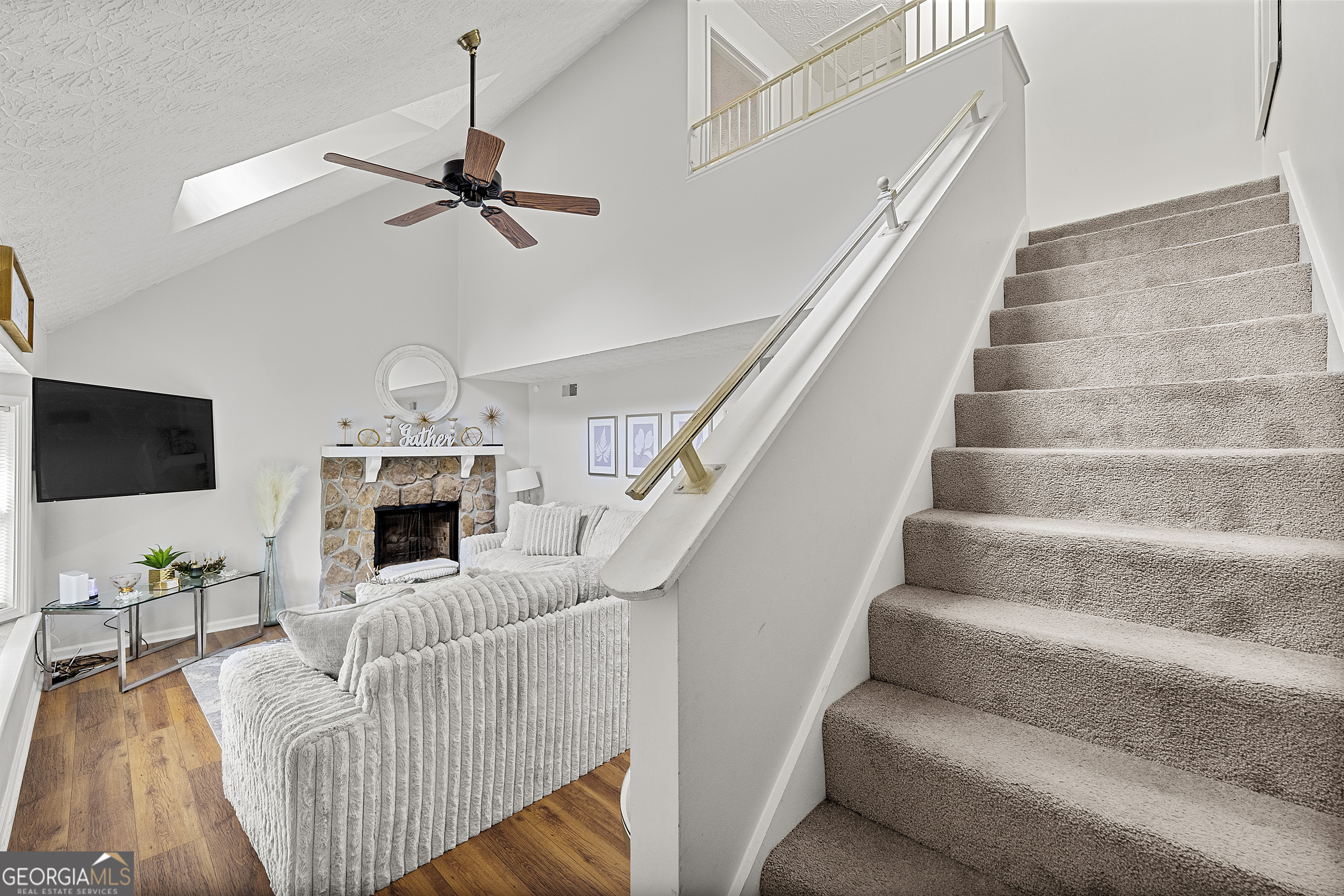 BOOTH MEADOWS - Residential Income