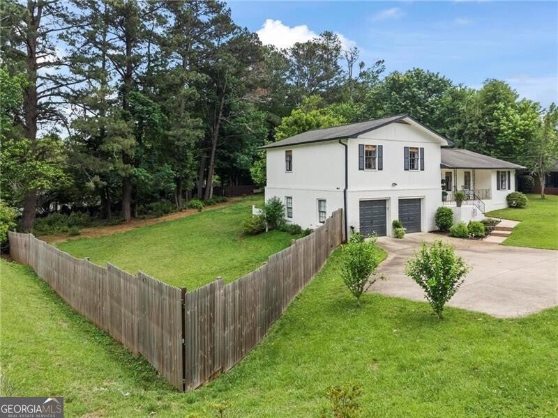 2370 Holly Springs RD NE
