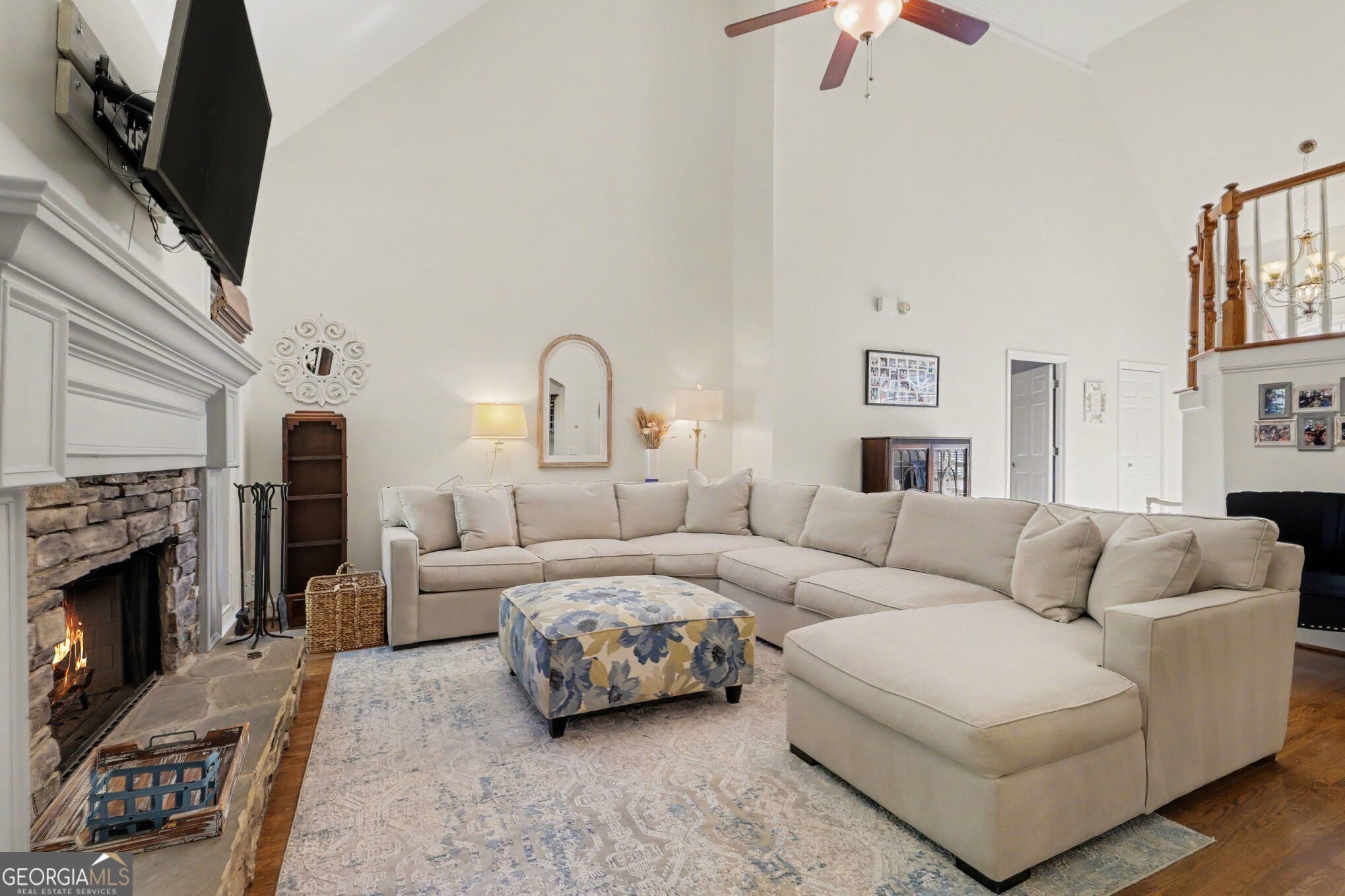2567 Breton CT