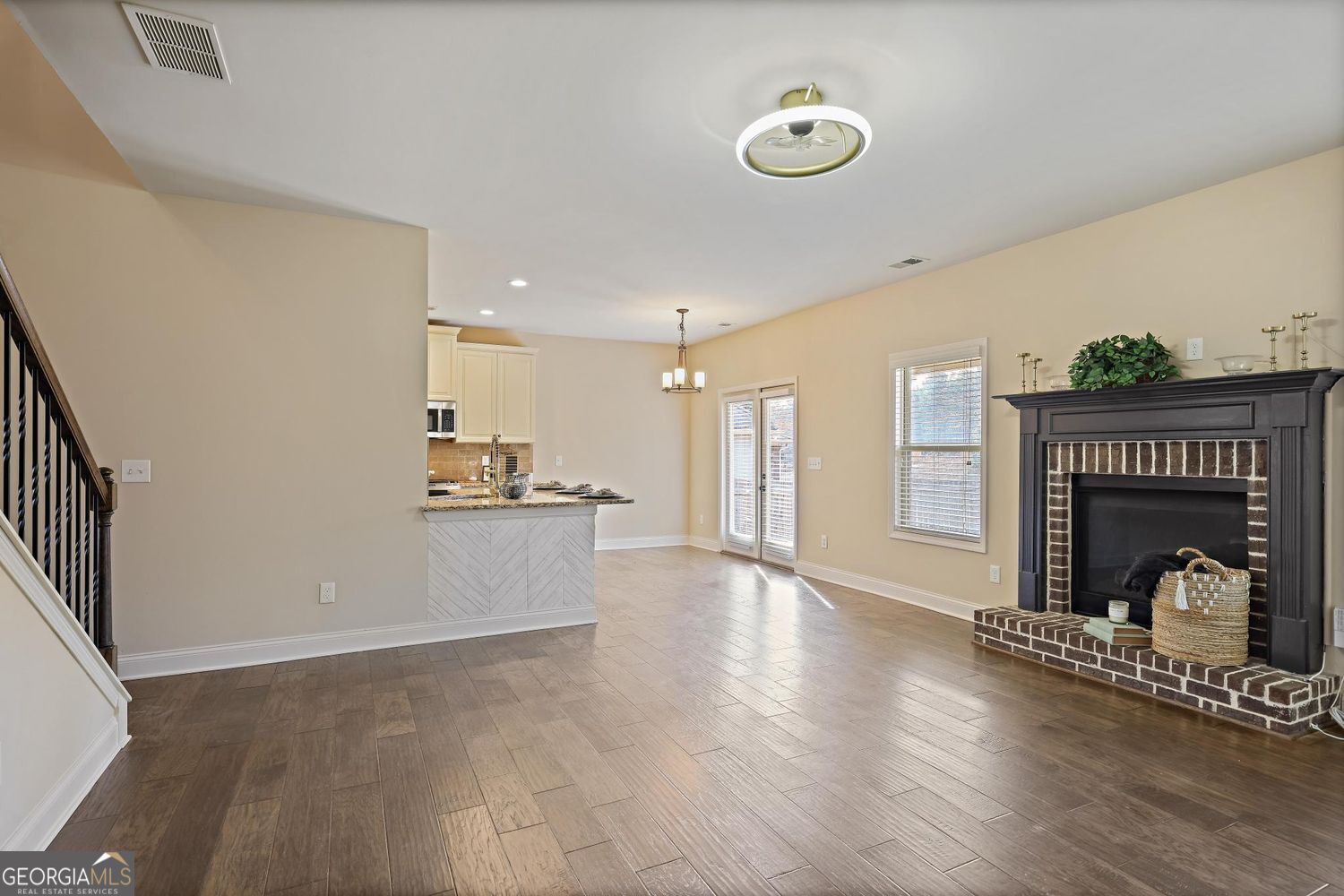 Dallas, Georgia 30132, United States, 5 Bedrooms Bedrooms, ,3 BathroomsBathrooms,Residential,Active,256682