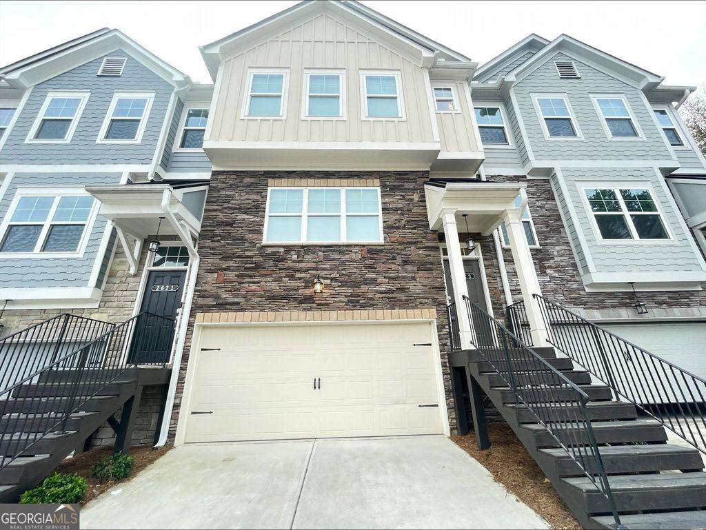 Photo of 2623 Hedgeway Circle, Kennesaw, GA 30144 (MLS # 10727689)