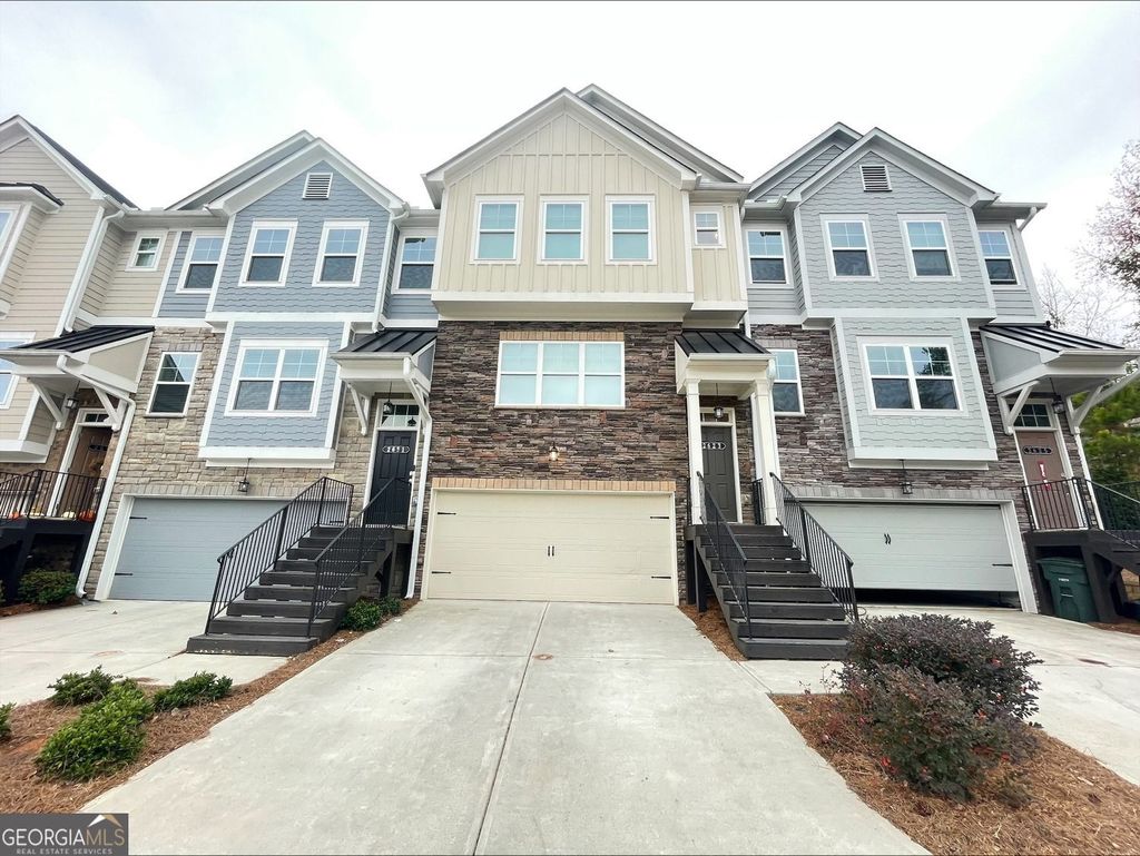 Photo of 2623 Hedgeway Circle, Kennesaw, GA 30144 (MLS # 10727689)