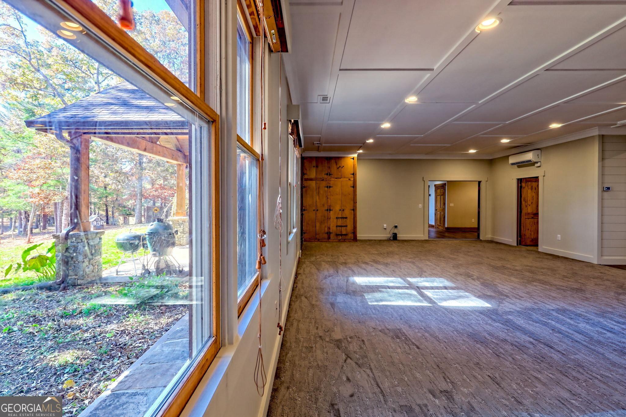 Mountain Rest, South Carolina 29664, United States, 3 Bedrooms Bedrooms, ,3 BathroomsBathrooms,Residential,Active,241140