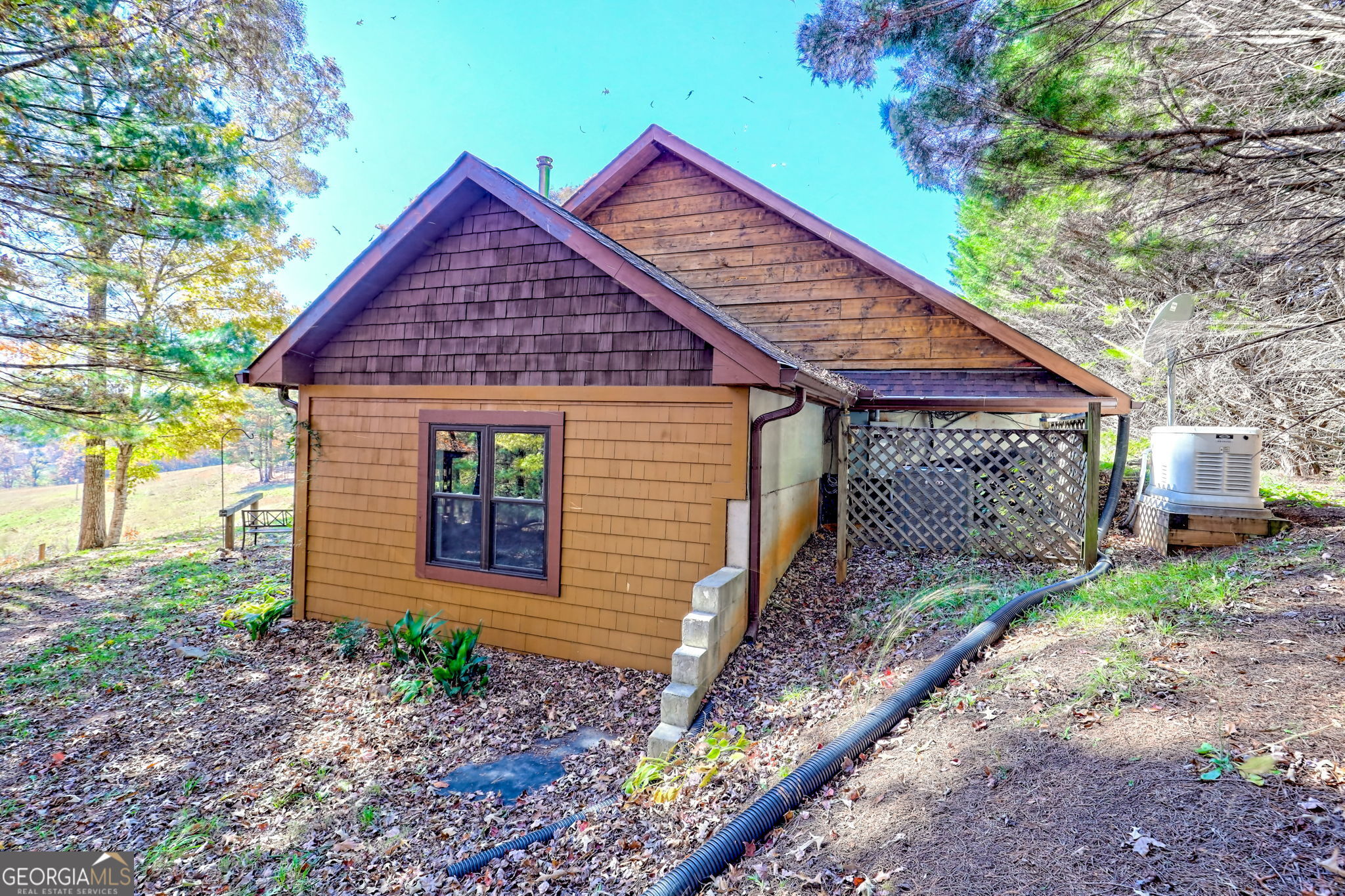 Mountain Rest, South Carolina 29664, United States, 3 Bedrooms Bedrooms, ,3 BathroomsBathrooms,Residential,Active,241140