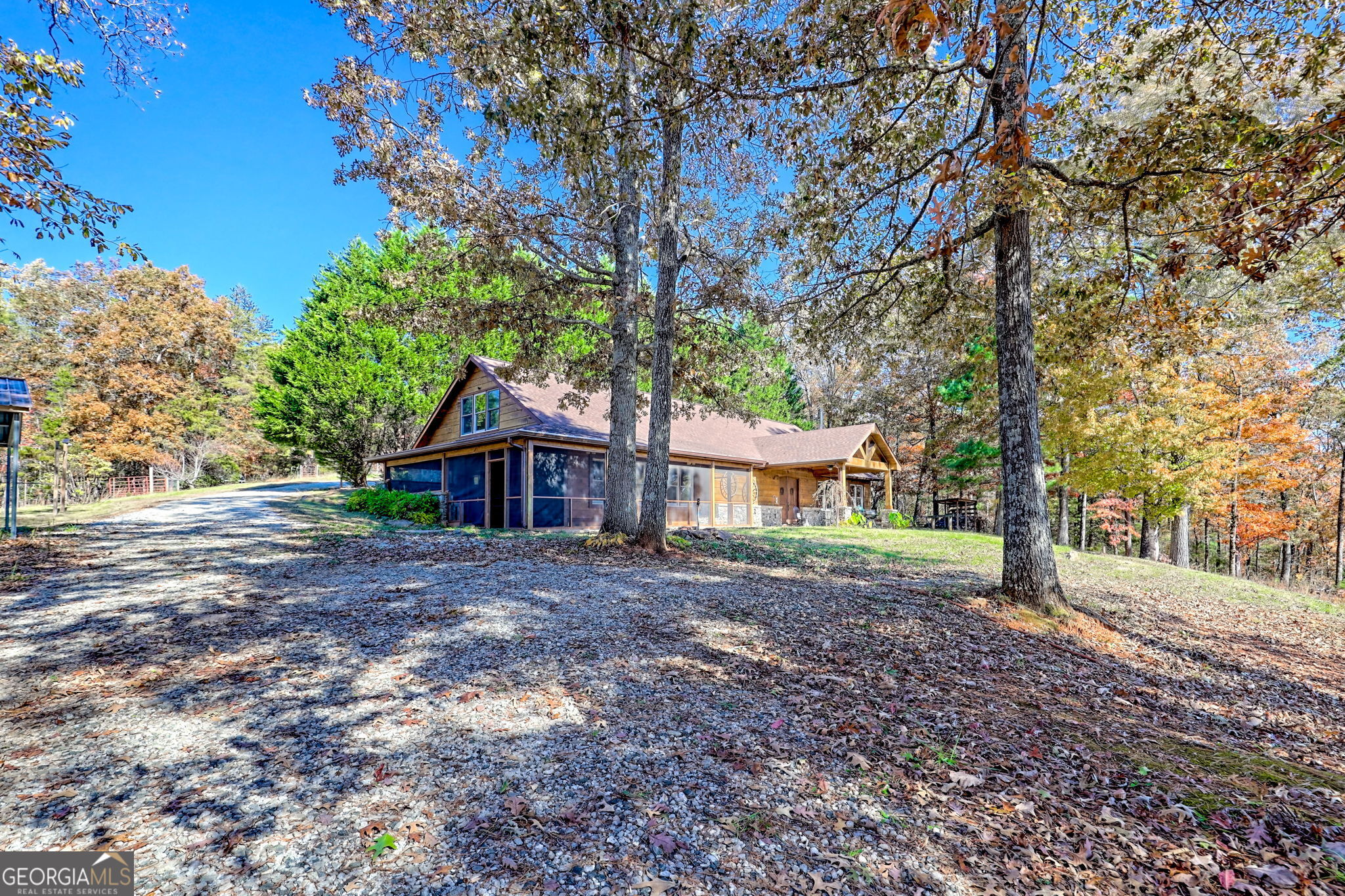 Mountain Rest, South Carolina 29664, United States, 3 Bedrooms Bedrooms, ,3 BathroomsBathrooms,Residential,Active,241140