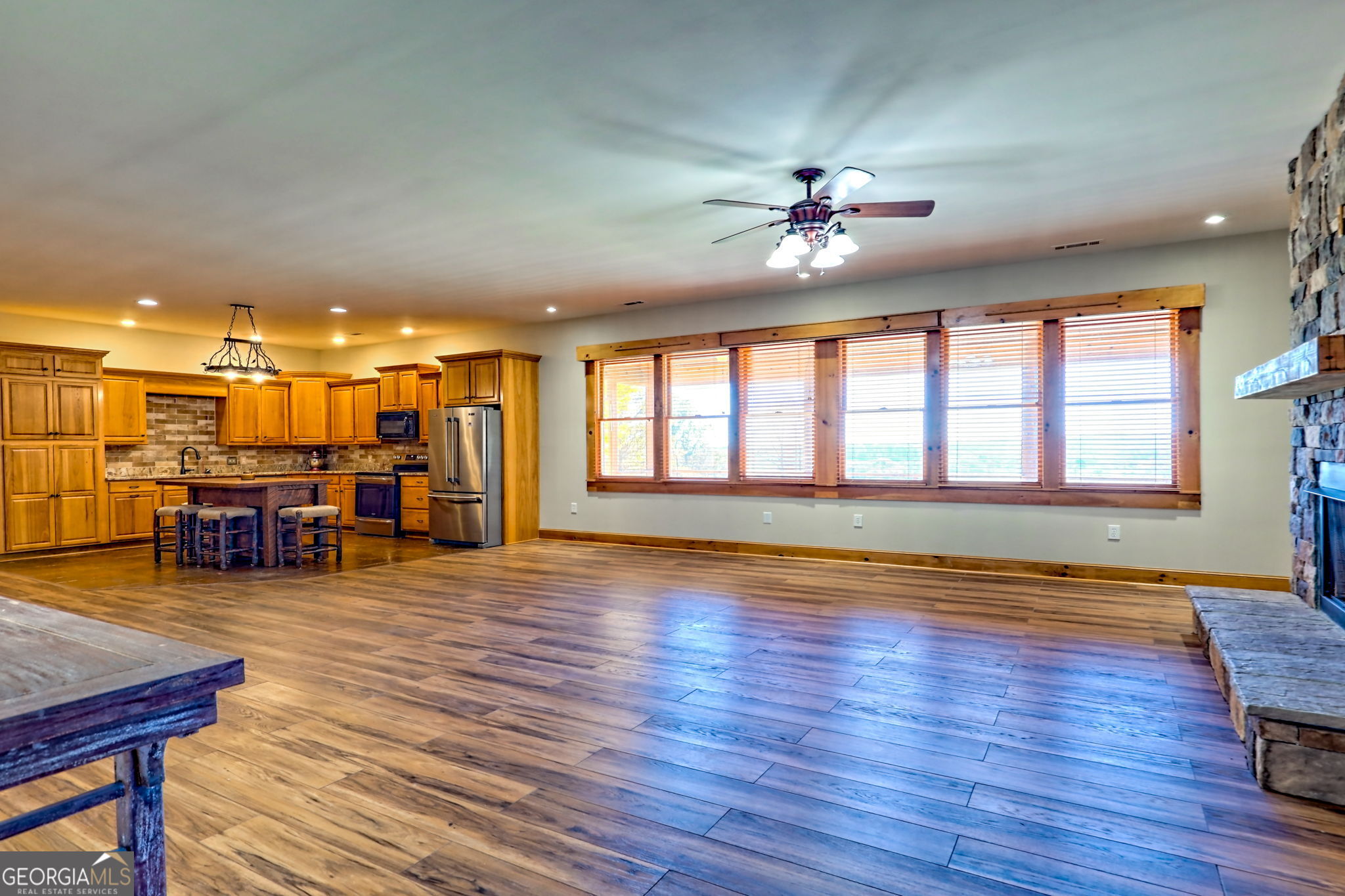 Mountain Rest, South Carolina 29664, United States, 3 Bedrooms Bedrooms, ,3 BathroomsBathrooms,Residential,Active,241140