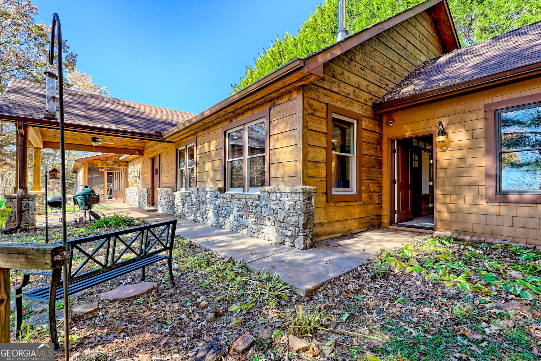 Mountain Rest, South Carolina 29664, United States, 3 Bedrooms Bedrooms, ,3 BathroomsBathrooms,Residential,Active,241140