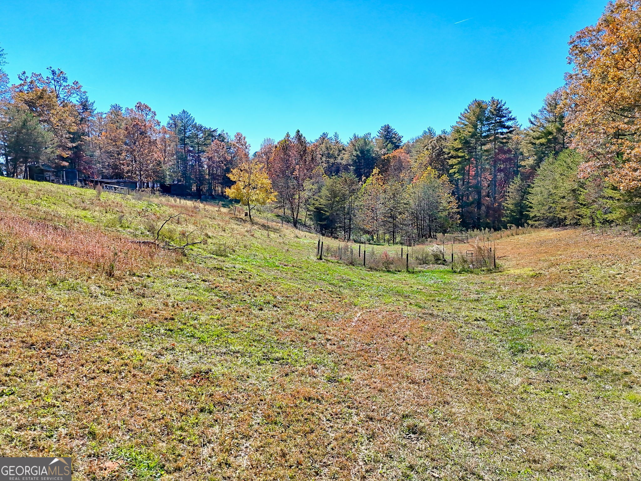 Mountain Rest, South Carolina 29664, United States, 3 Bedrooms Bedrooms, ,3 BathroomsBathrooms,Residential,Active,241140