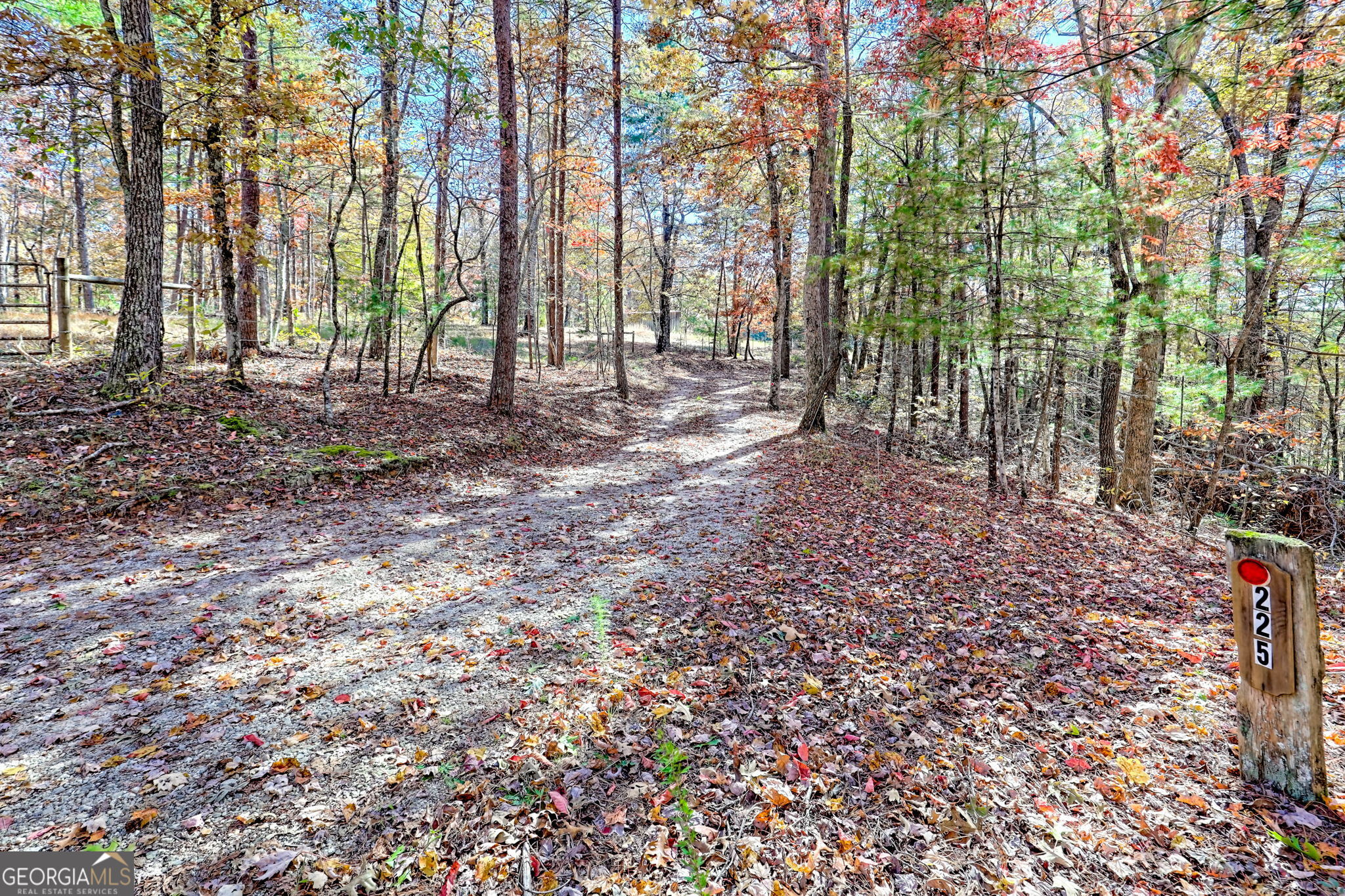 Mountain Rest, South Carolina 29664, United States, 3 Bedrooms Bedrooms, ,3 BathroomsBathrooms,Residential,Active,241140