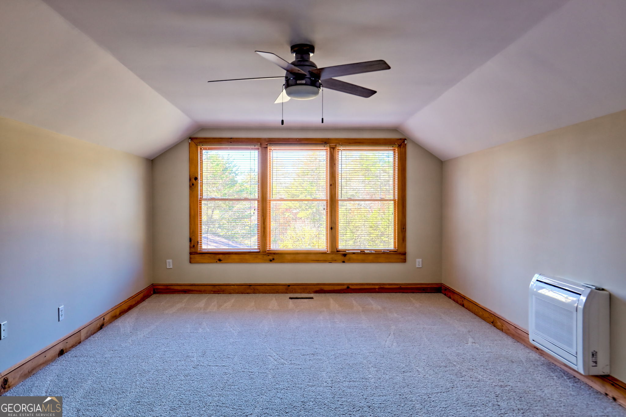 Mountain Rest, South Carolina 29664, United States, 3 Bedrooms Bedrooms, ,3 BathroomsBathrooms,Residential,Active,241140