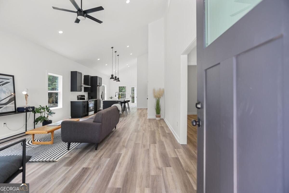 150 Lincoln ST