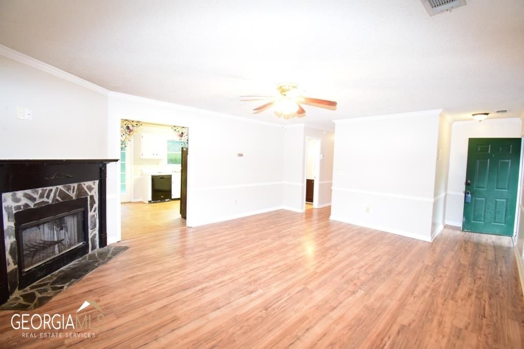 Photo of 70 Covey Trl, Newnan, GA 30265 (MLS # 10776087)