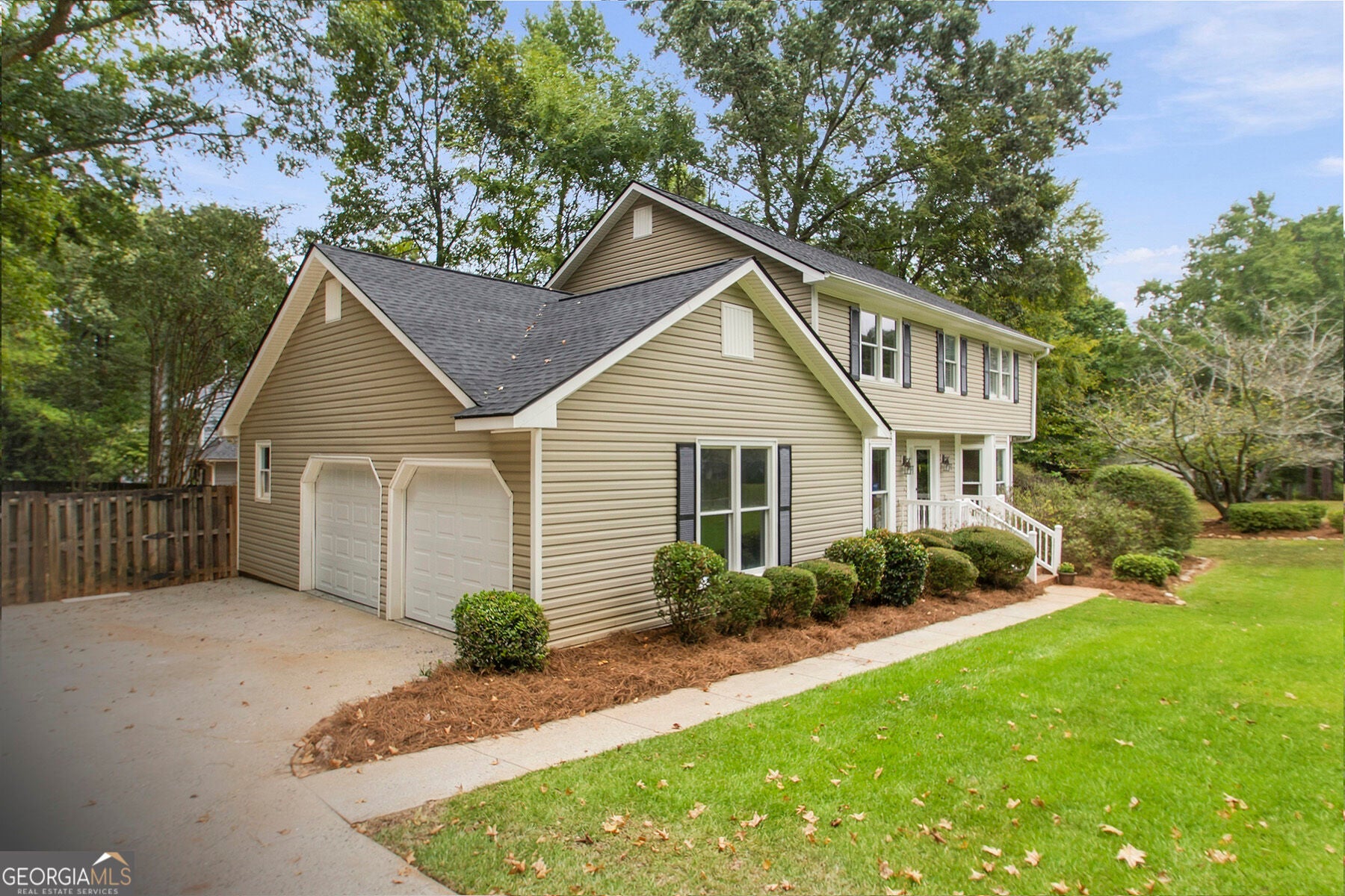 219 Rivoli Oaks DR