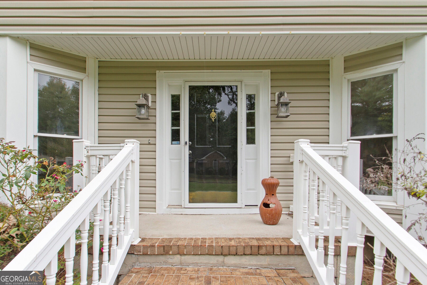 219 Rivoli Oaks DR