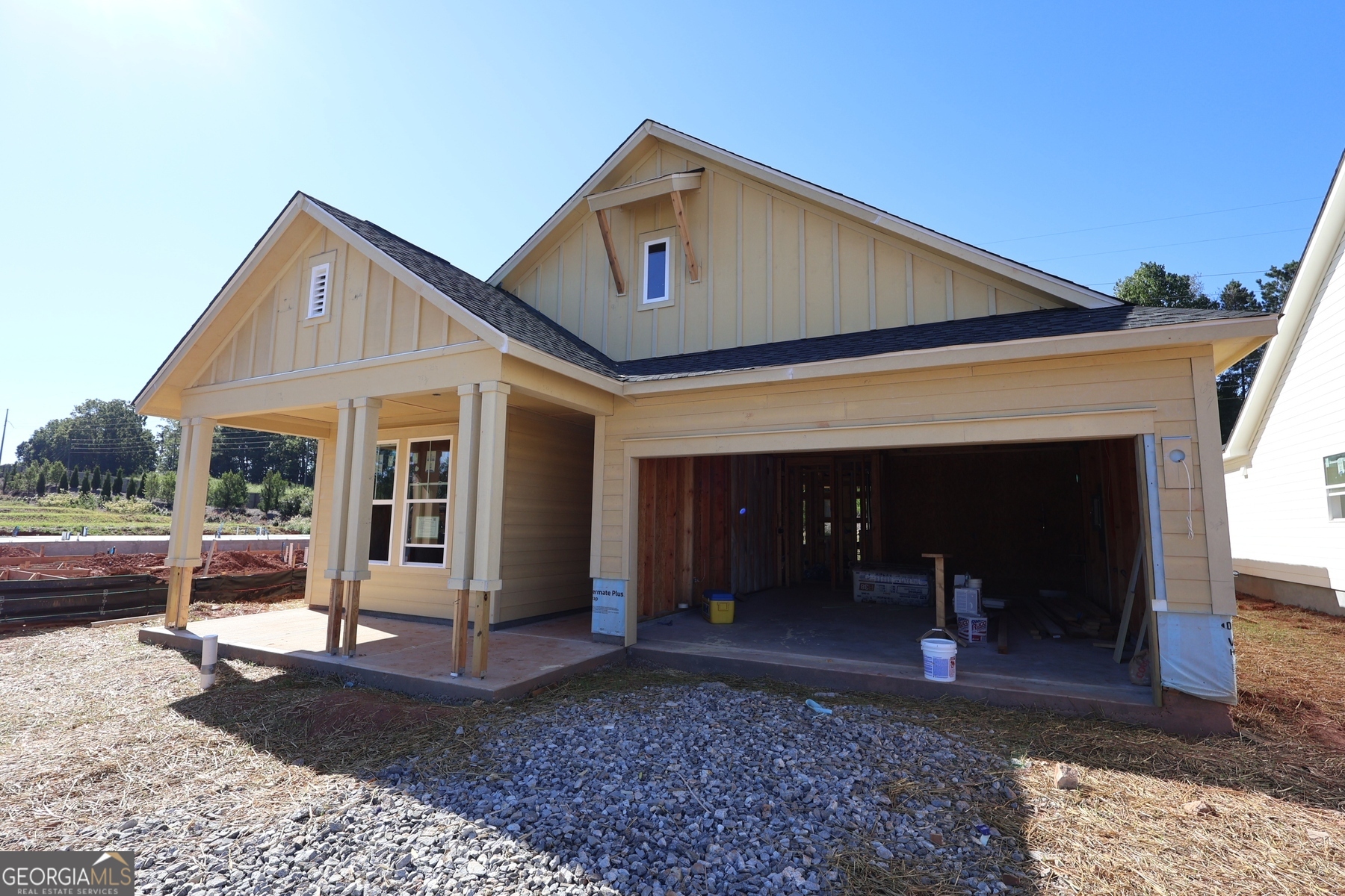 250 Strawberry LN