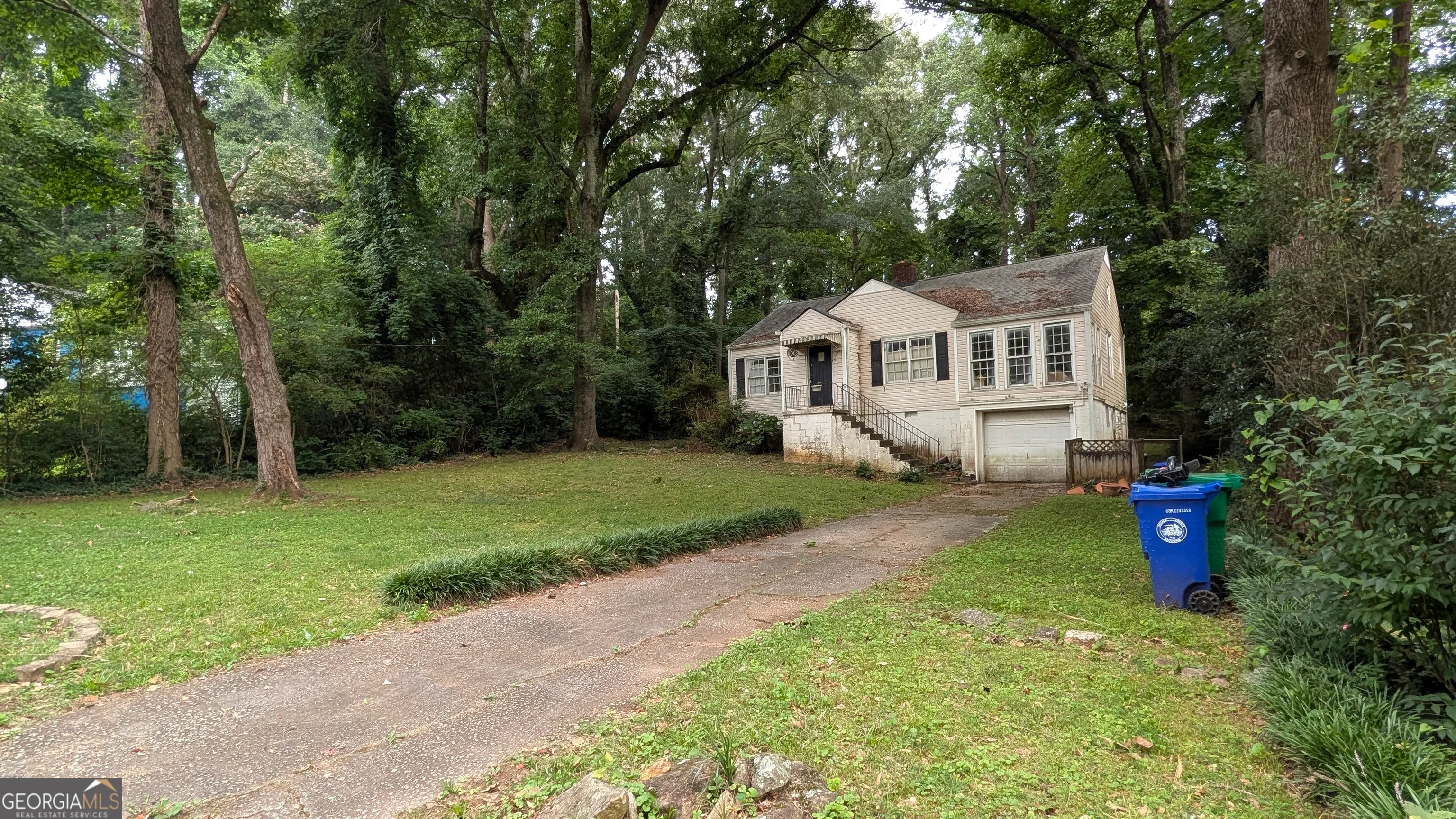 1181 Thomas Road