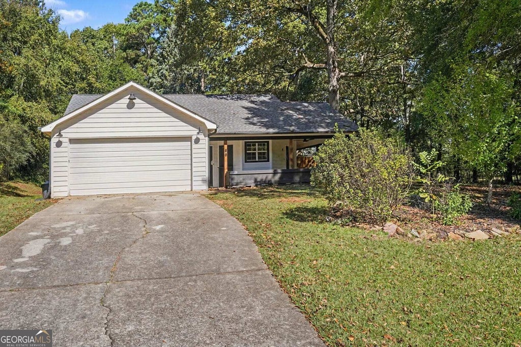 Photo of 60 Laurel Way, Covington, GA 30016 (MLS # 10878470)