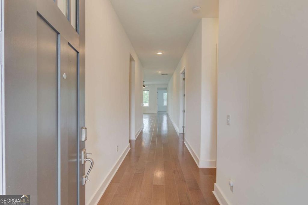Photo of 6917 River Rock Drive, Flowery Branch, GA 30542 (MLS # 10761843)