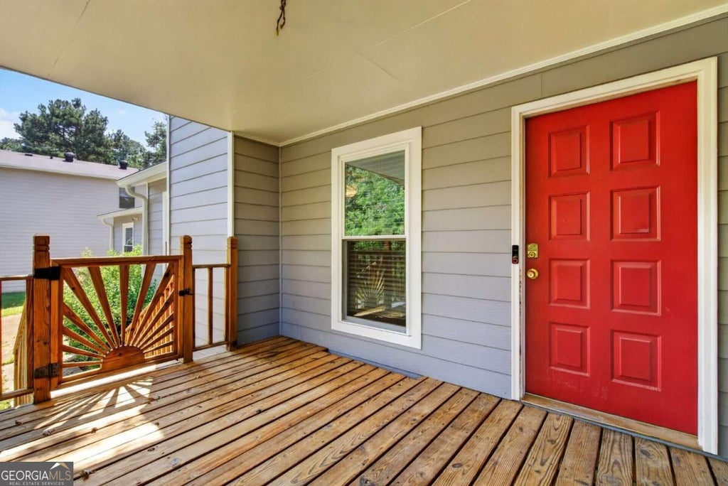 Photo of 5147 Dekalb Way, Stone Mountain, GA 30087 (MLS # 10849366)