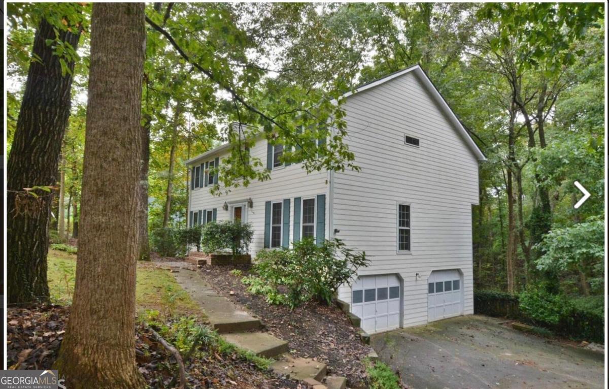 26 FLINT RIDGE DR SE