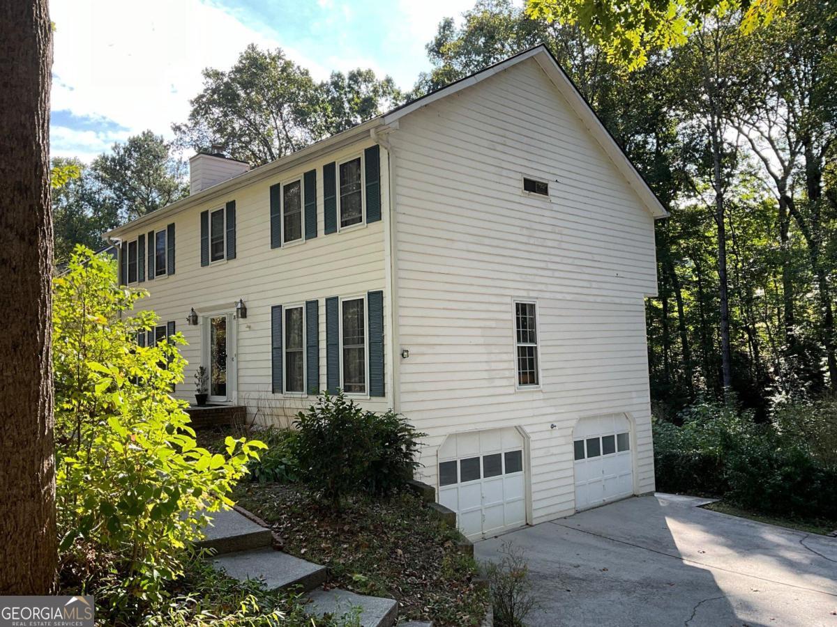 26 FLINT RIDGE DR SE