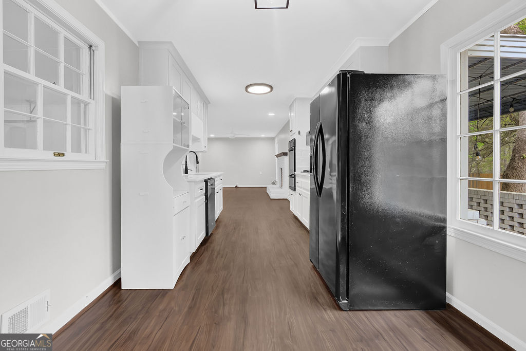 Folk - Residential