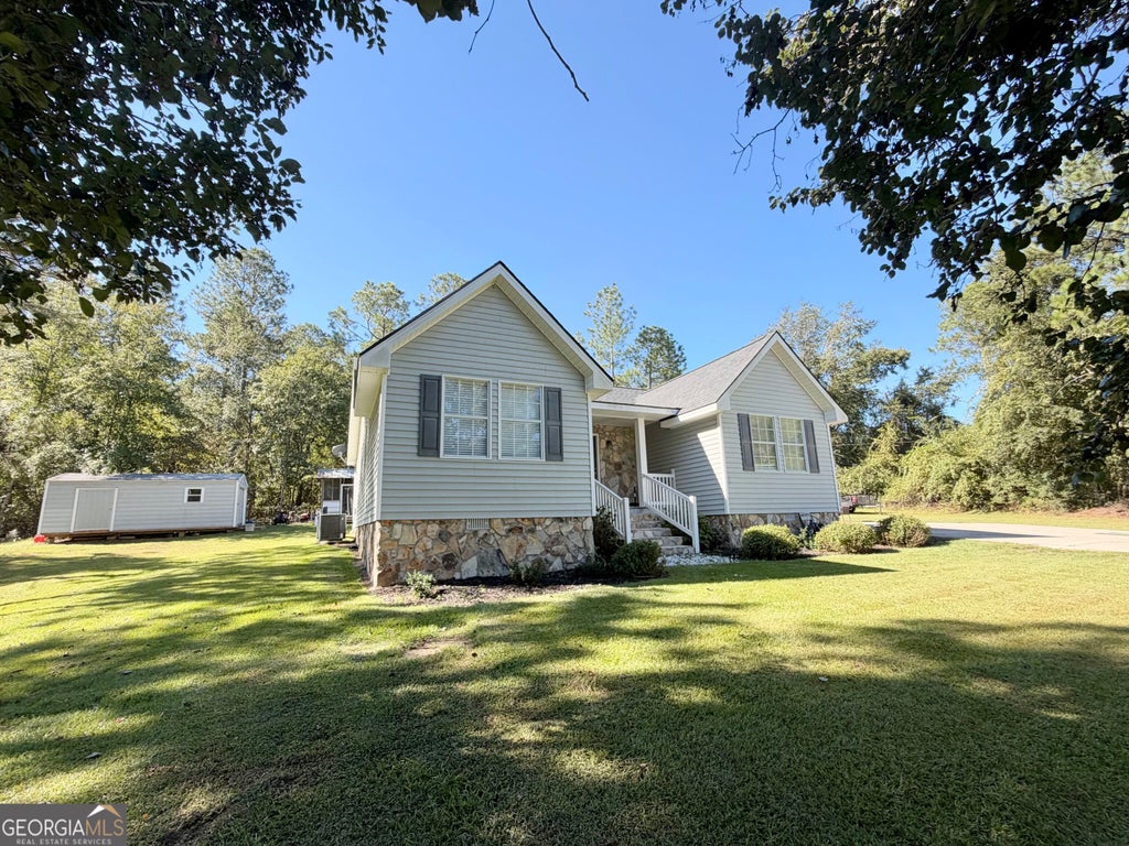 Photo of 202 Owl Head Trail, Hazlehurst, GA 31539 (MLS # 10853940)