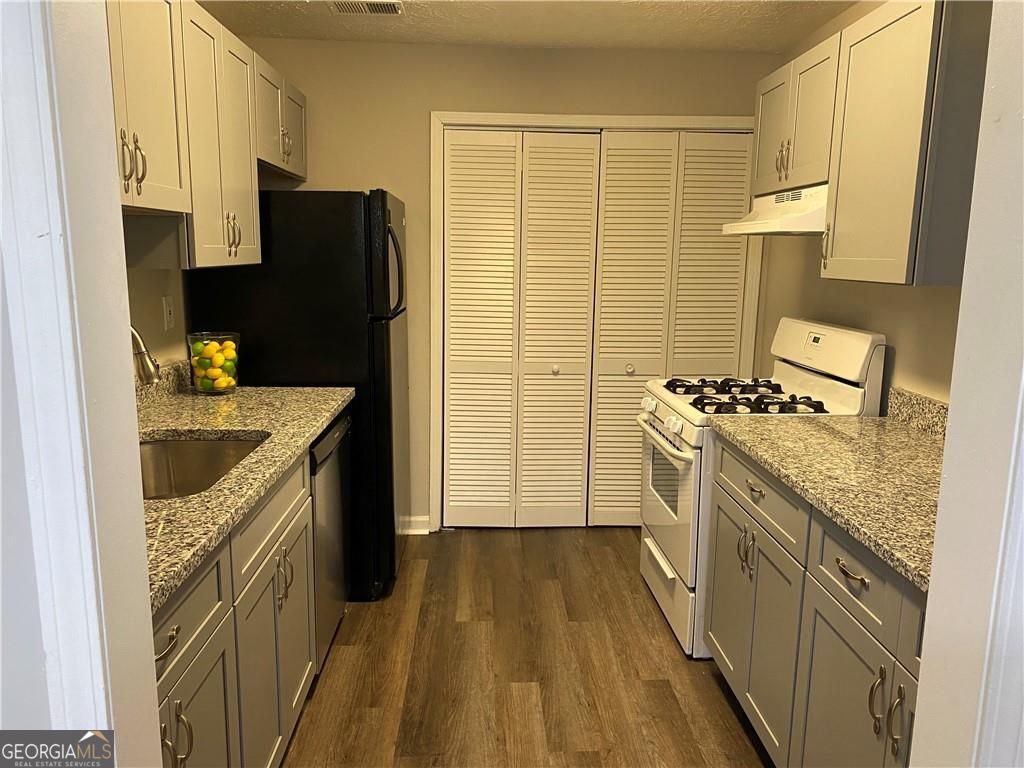 St Agustine Place - Residential Lease