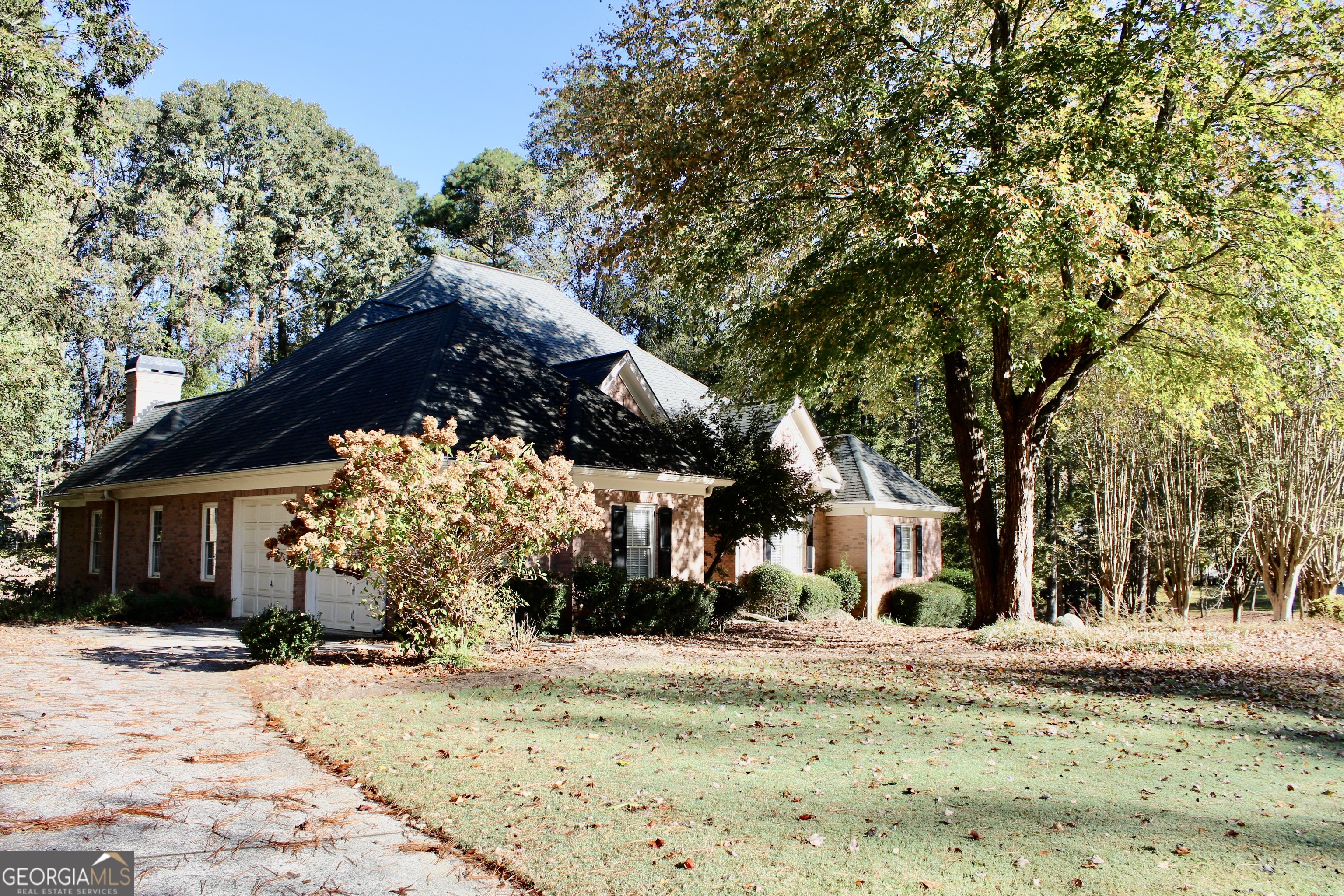 305 Rhodes Chase CT