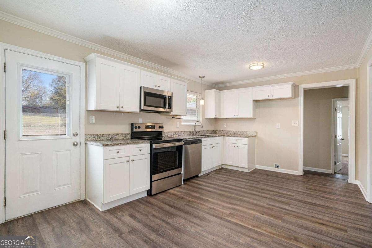 4233 Crabapple TRL