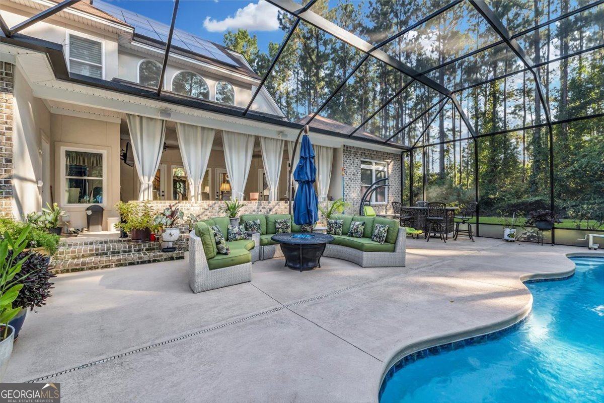 1913 Saint Catherine CIR