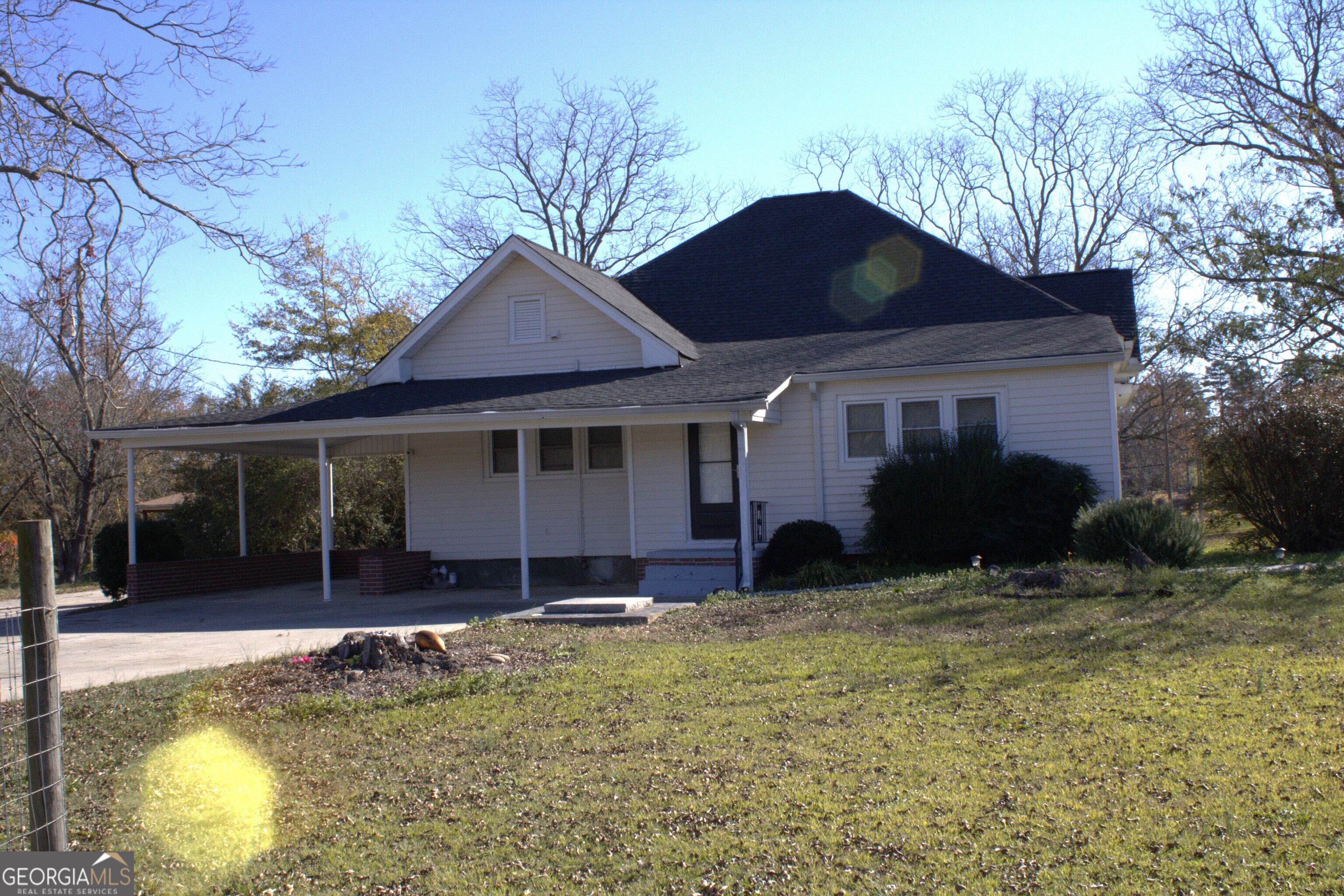 605 Old Highway 29